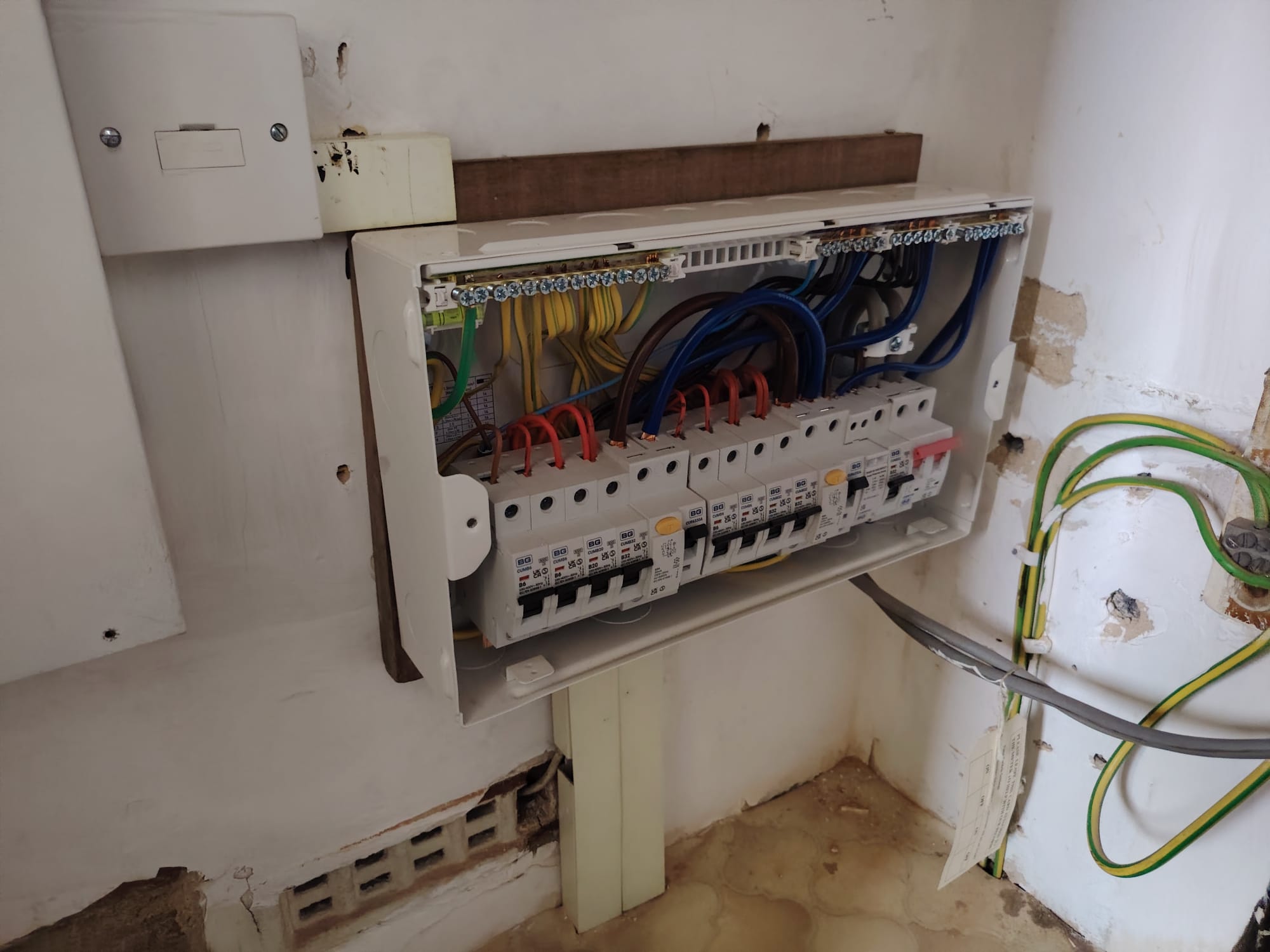 Consumer unit fault repair